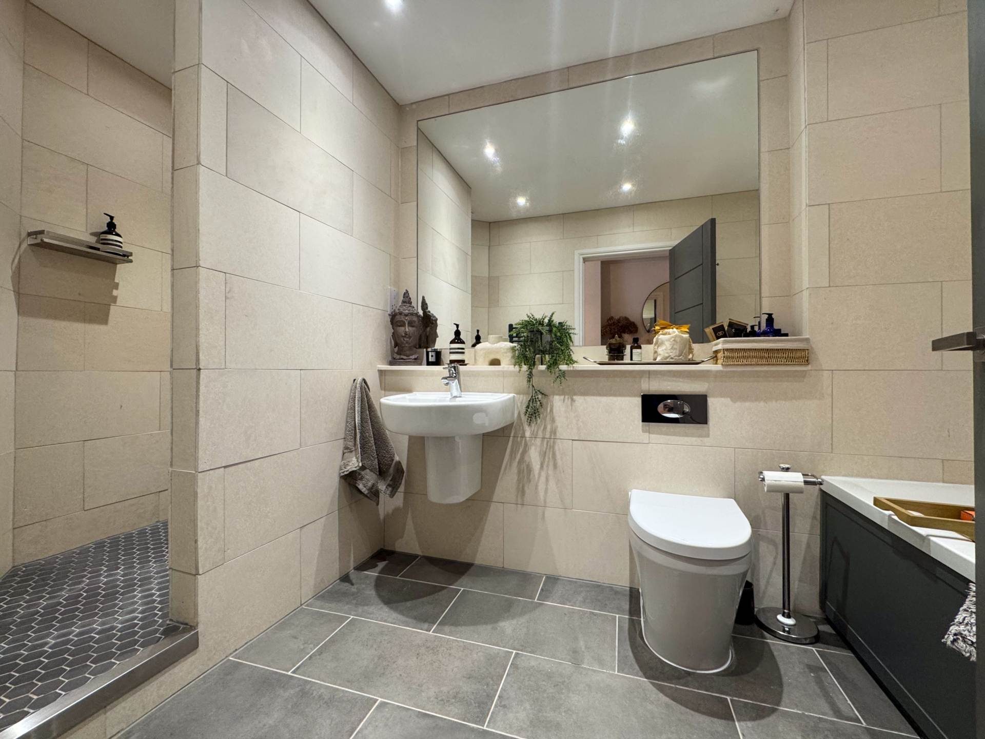 Upper Oldfield Park, Bath, Image 26
