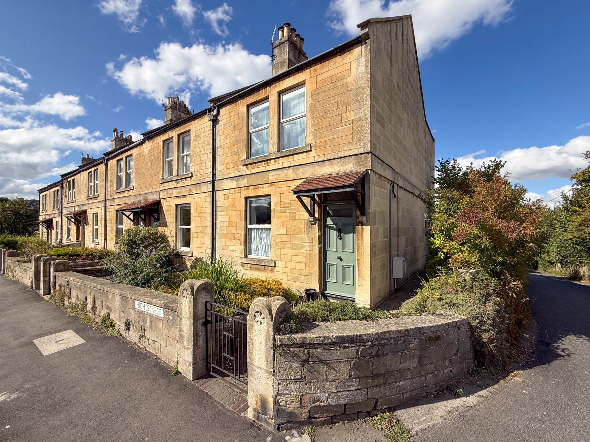 High Street, Box, Image 1