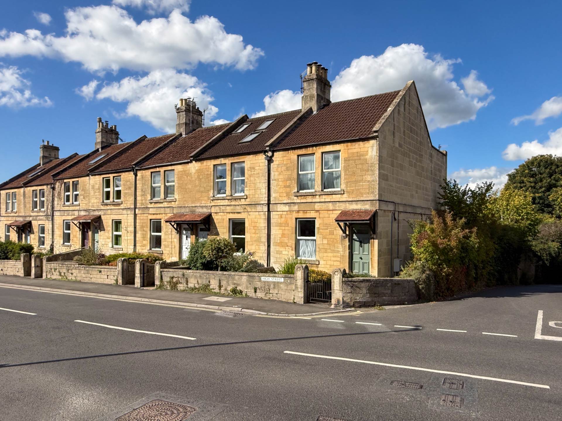 High Street, Box, Image 28