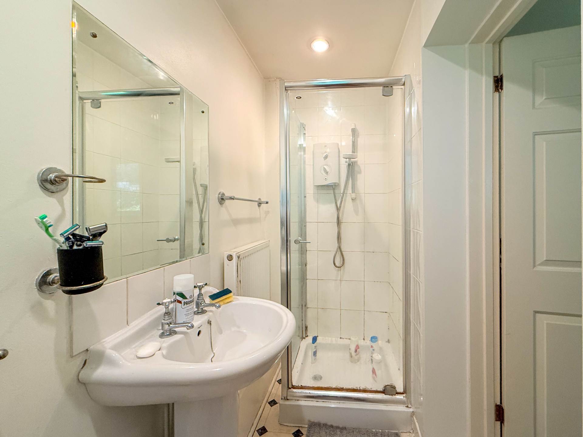 Perfect View, Bath, Image 11