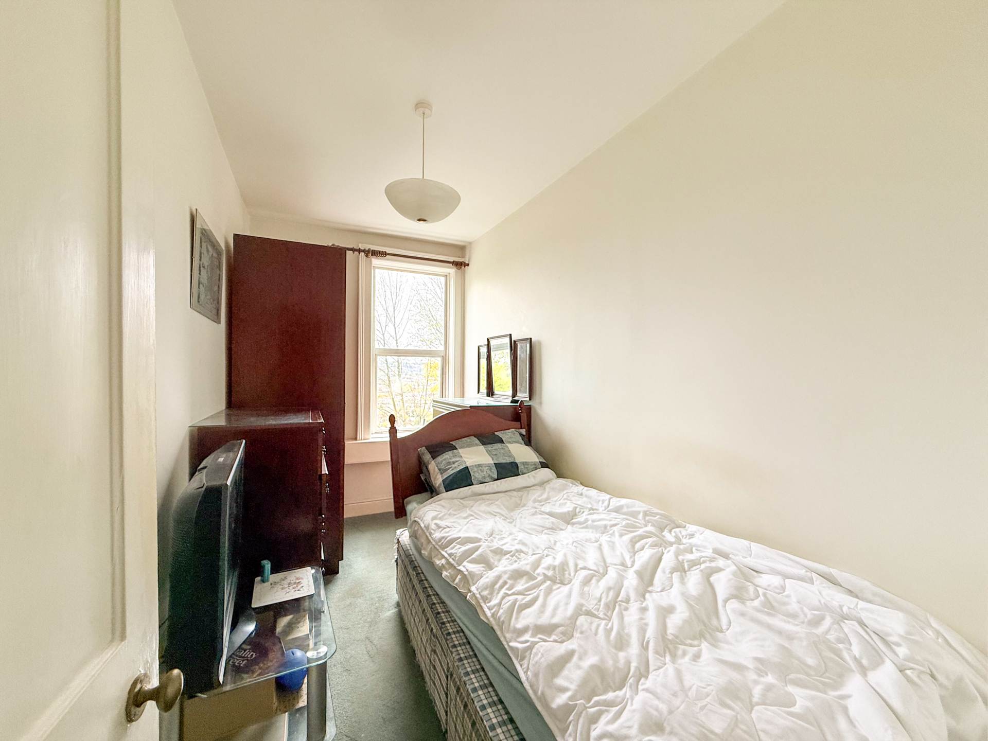 Perfect View, Bath, Image 16