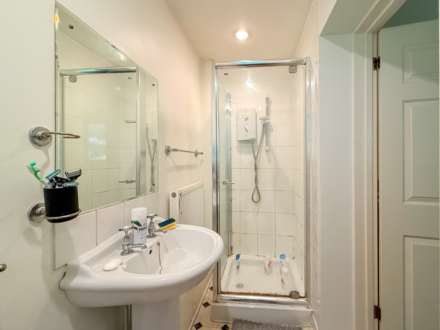 Perfect View, Bath, Image 11