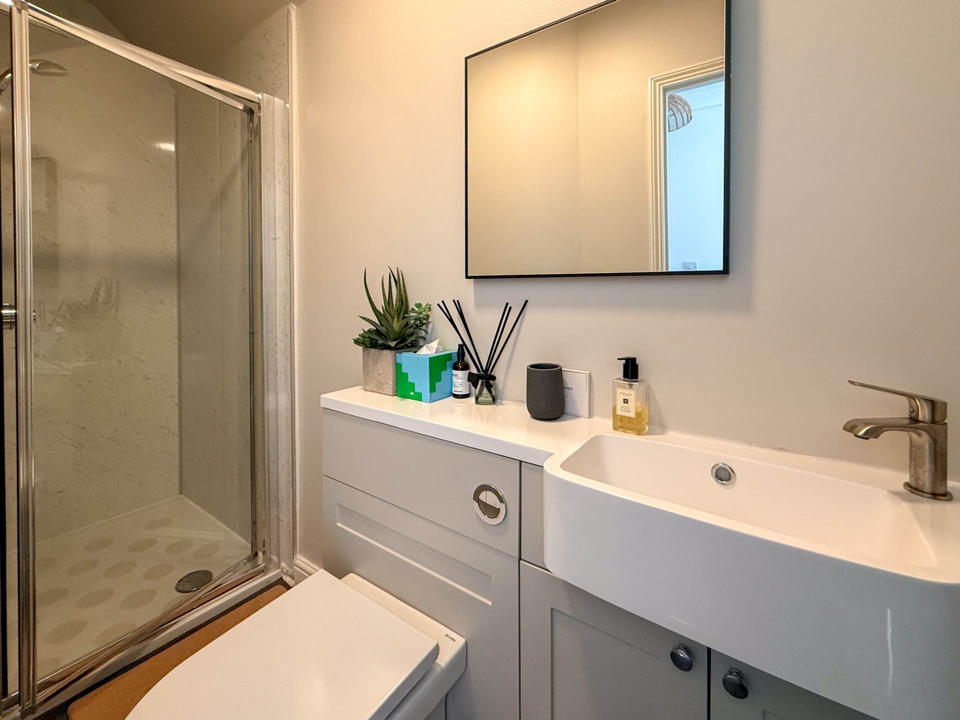 Harbutts, Bathampton, Image 19