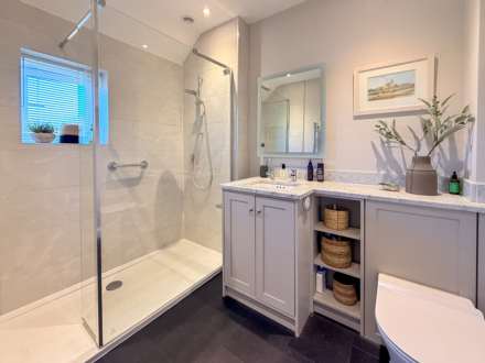 Harbutts, Bathampton, Image 17