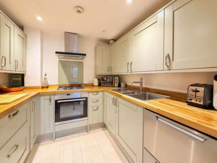 Grosvenor Place, Bath, Image 11