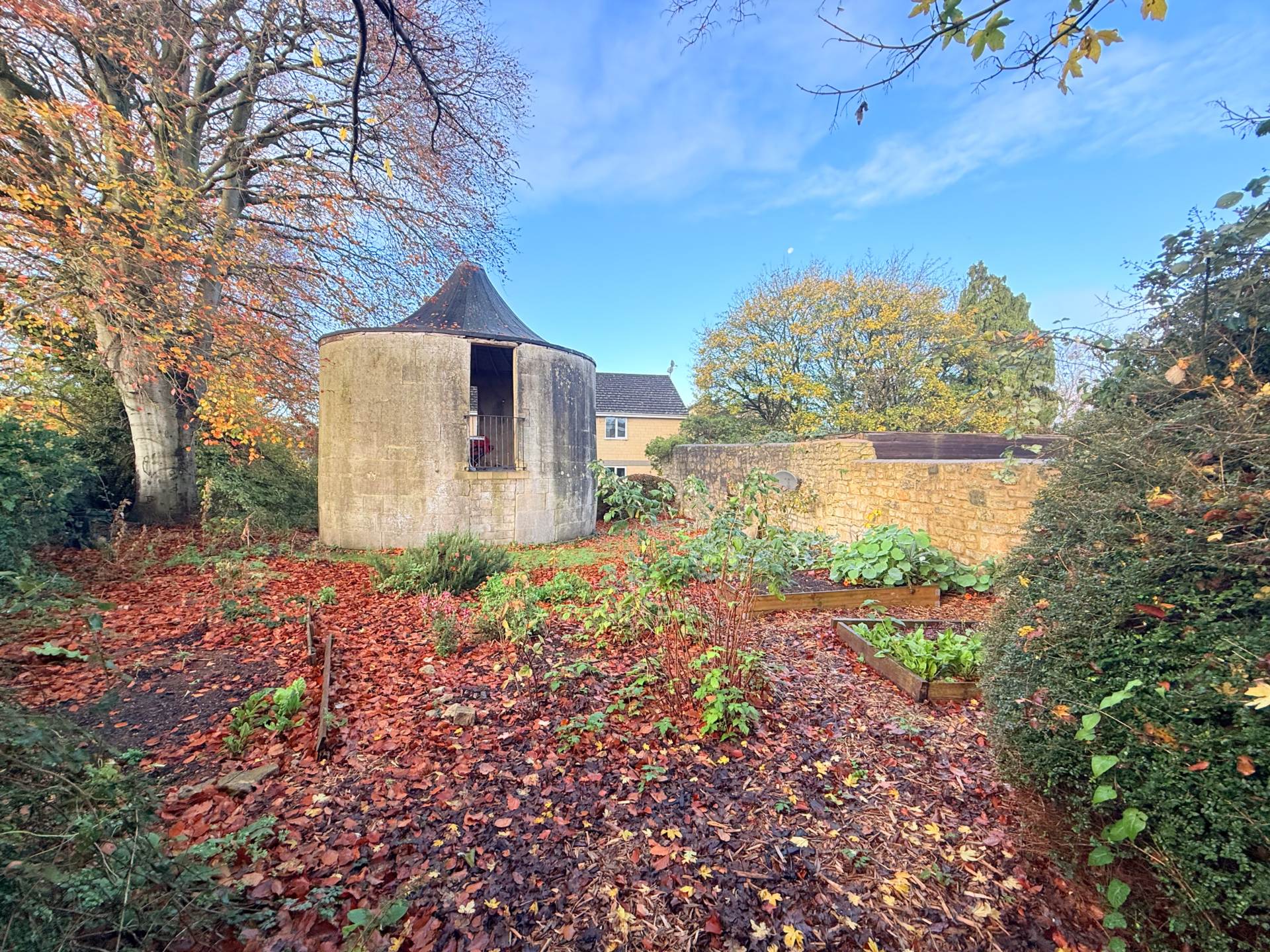 Greenway Court, Bath, Image 16