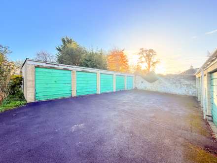 Greenway Court, Bath, Image 24