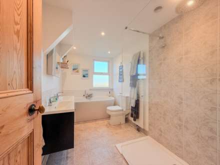 Bradford Road, Combe Down, Image 13