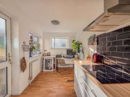 Poplar Close, Bath, Image 16
