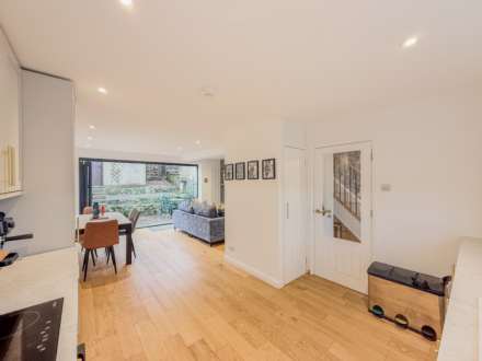 Mountain Wood, Bath, Image 11