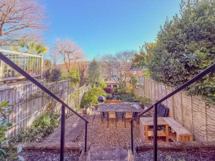 Belgrave Crescent, Bath, Image 19