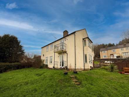 2 Bedroom Apartment, Elmhurst Estate, Batheaston