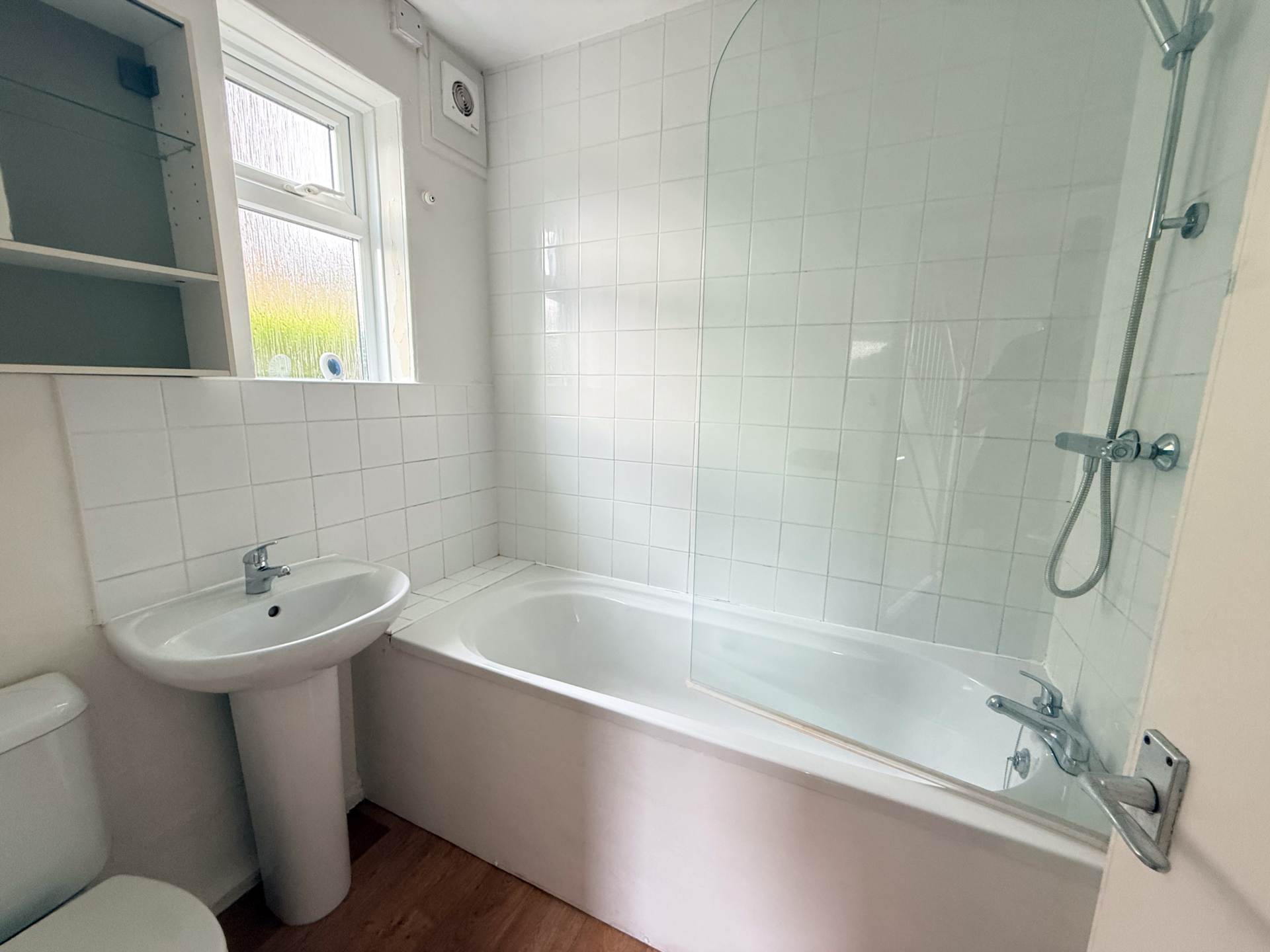 Eastover Grove, Bath, Image 5