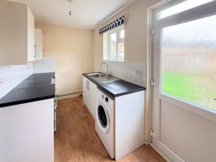 Eastover Grove, Bath, Image 4