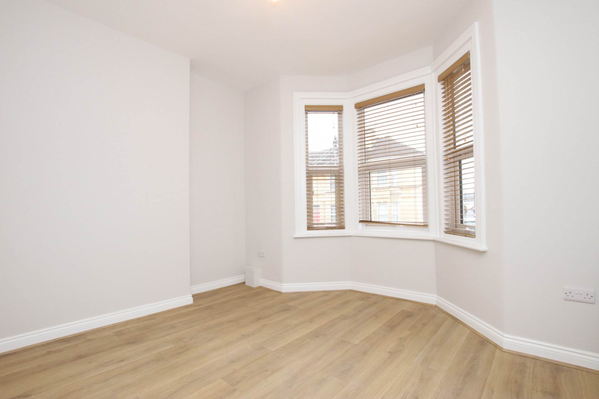 Victoria Terrace, Bath, Image 5