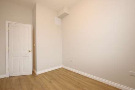 Victoria Terrace, Bath, Image 2