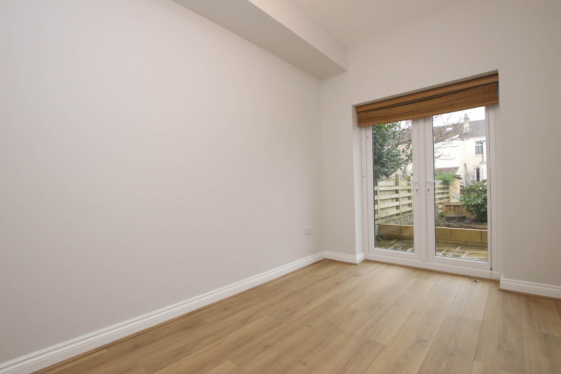 Victoria Terrace, Bath, Image 11