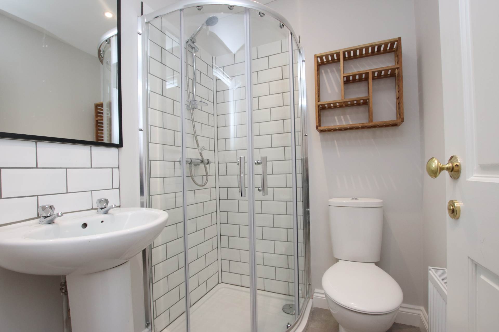 Victoria Terrace, Bath, Image 12