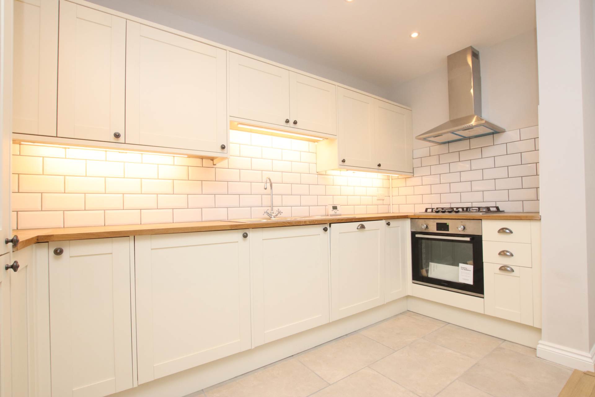 Victoria Terrace, Bath, Image 8