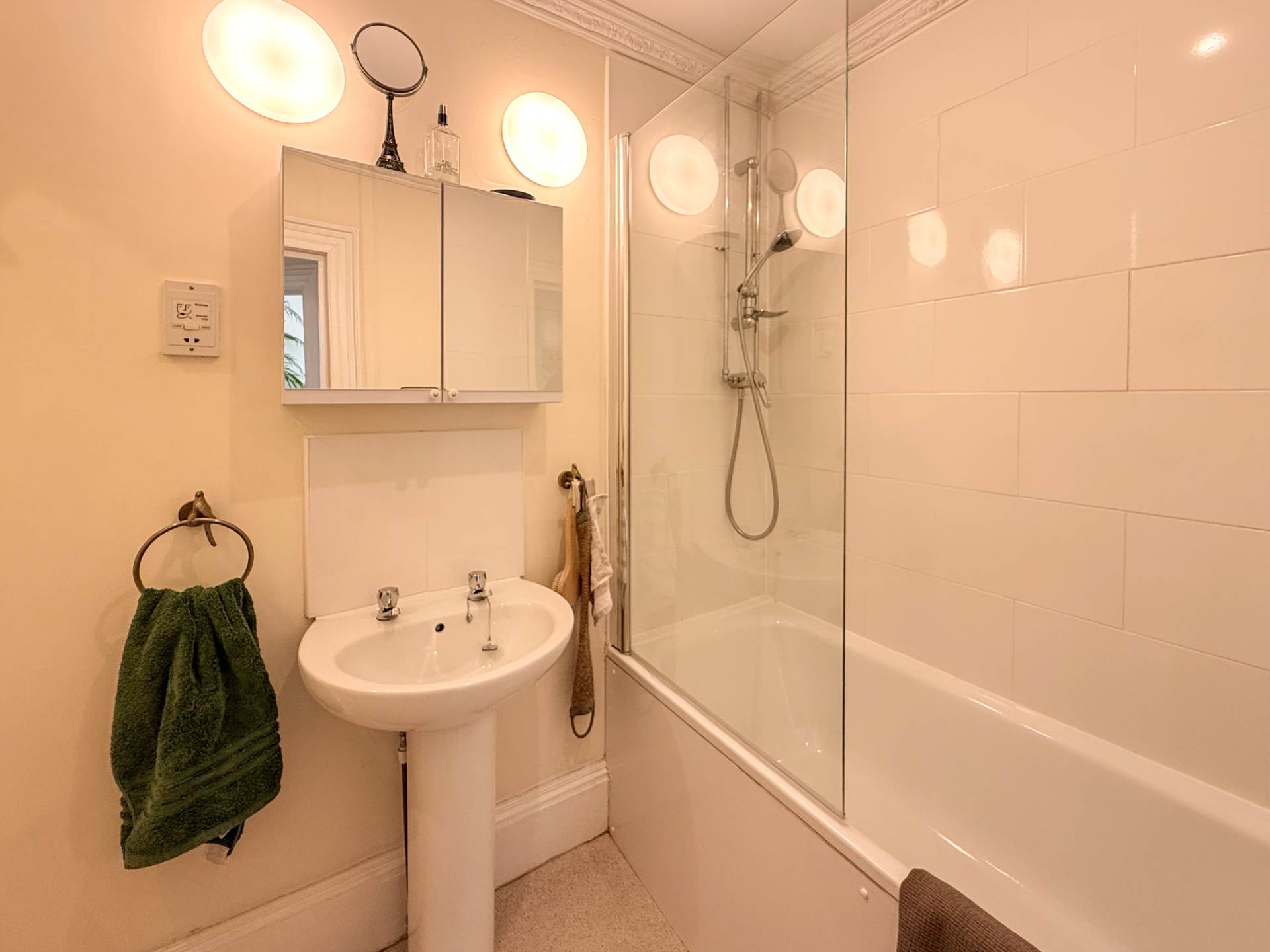 Grosvenor Place, Bath, Image 12