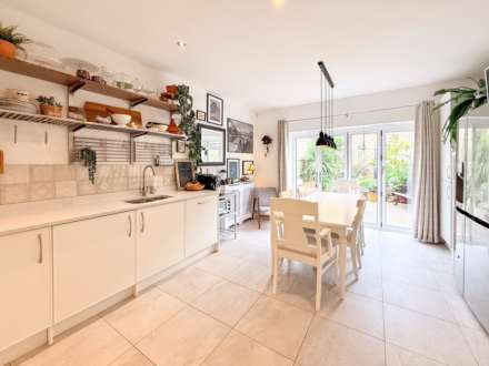 Mulberry Way, Bath, Image 7