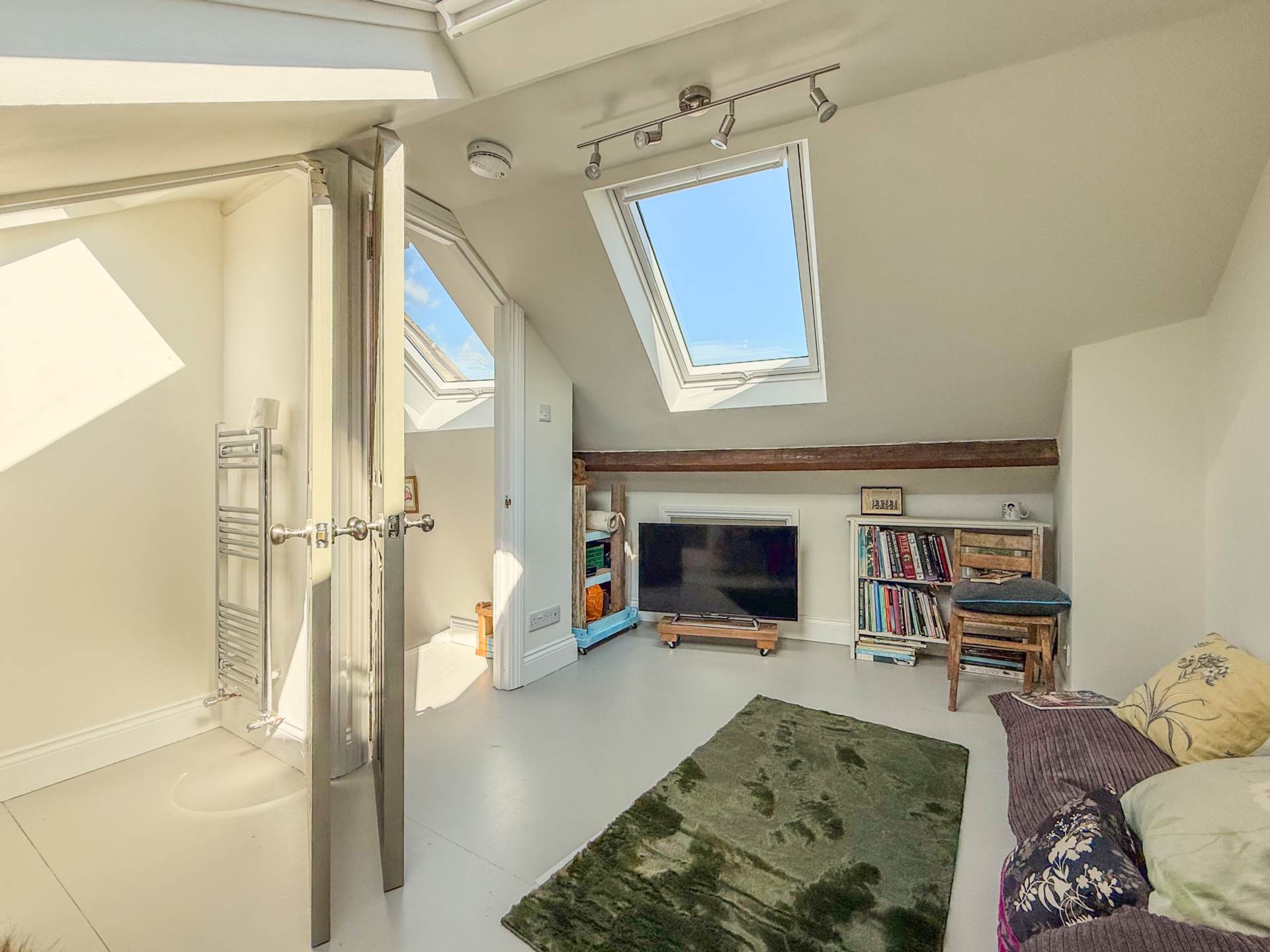 Tyning Terrace, Bath, Image 21