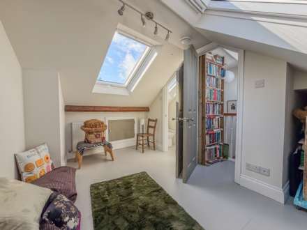 Tyning Terrace, Bath, Image 20