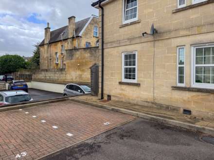 Horstmann Close, Bath, Image 2