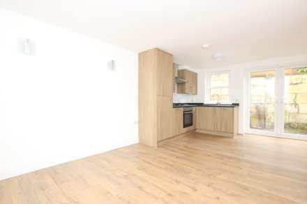 Horstmann Close, Bath, Image 4