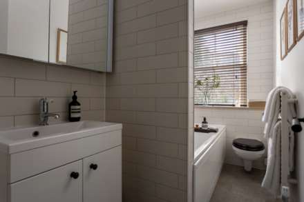 St Johns Road, Bath, Image 12