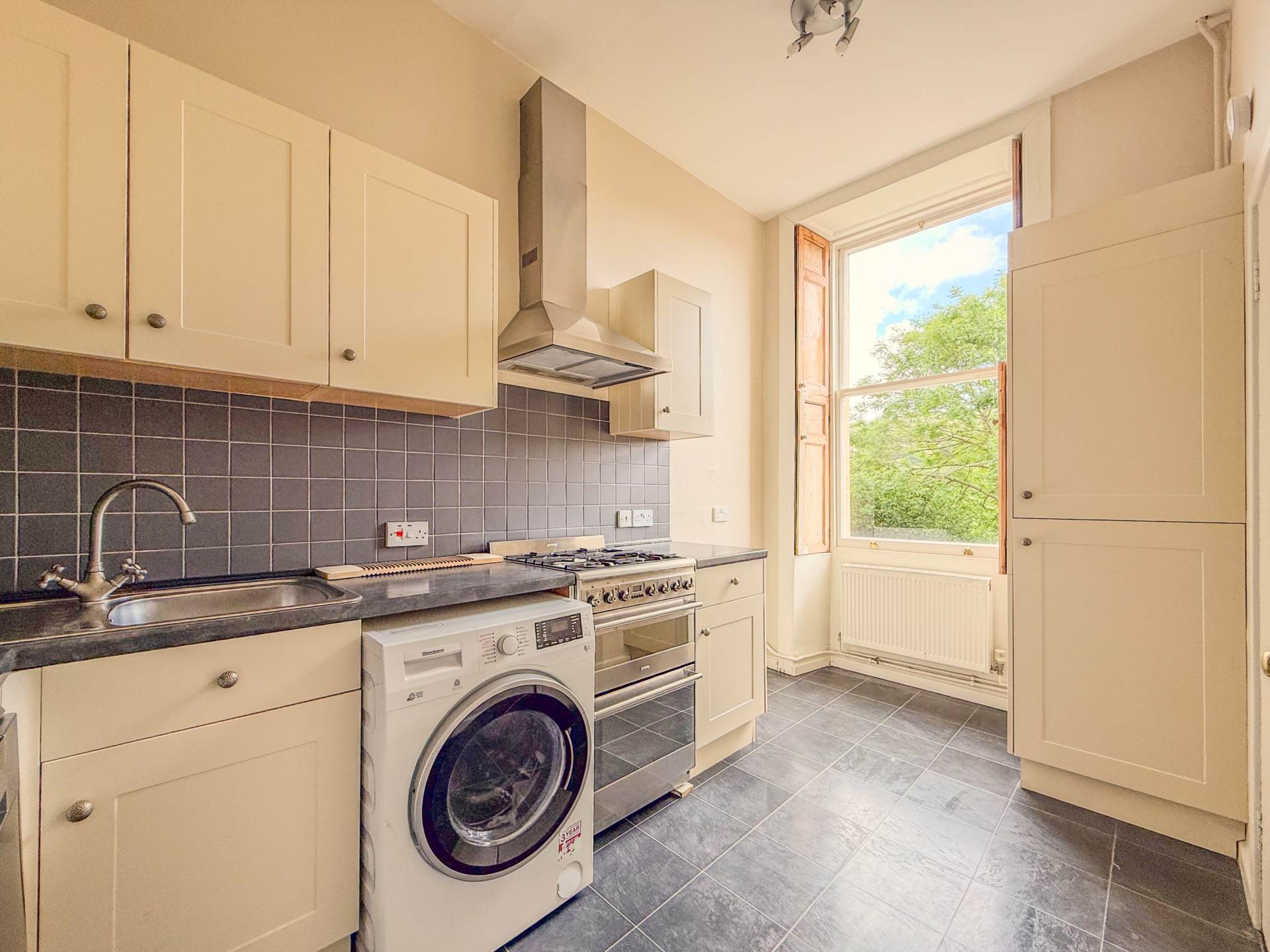 Grosvenor Place, Bath, Image 14