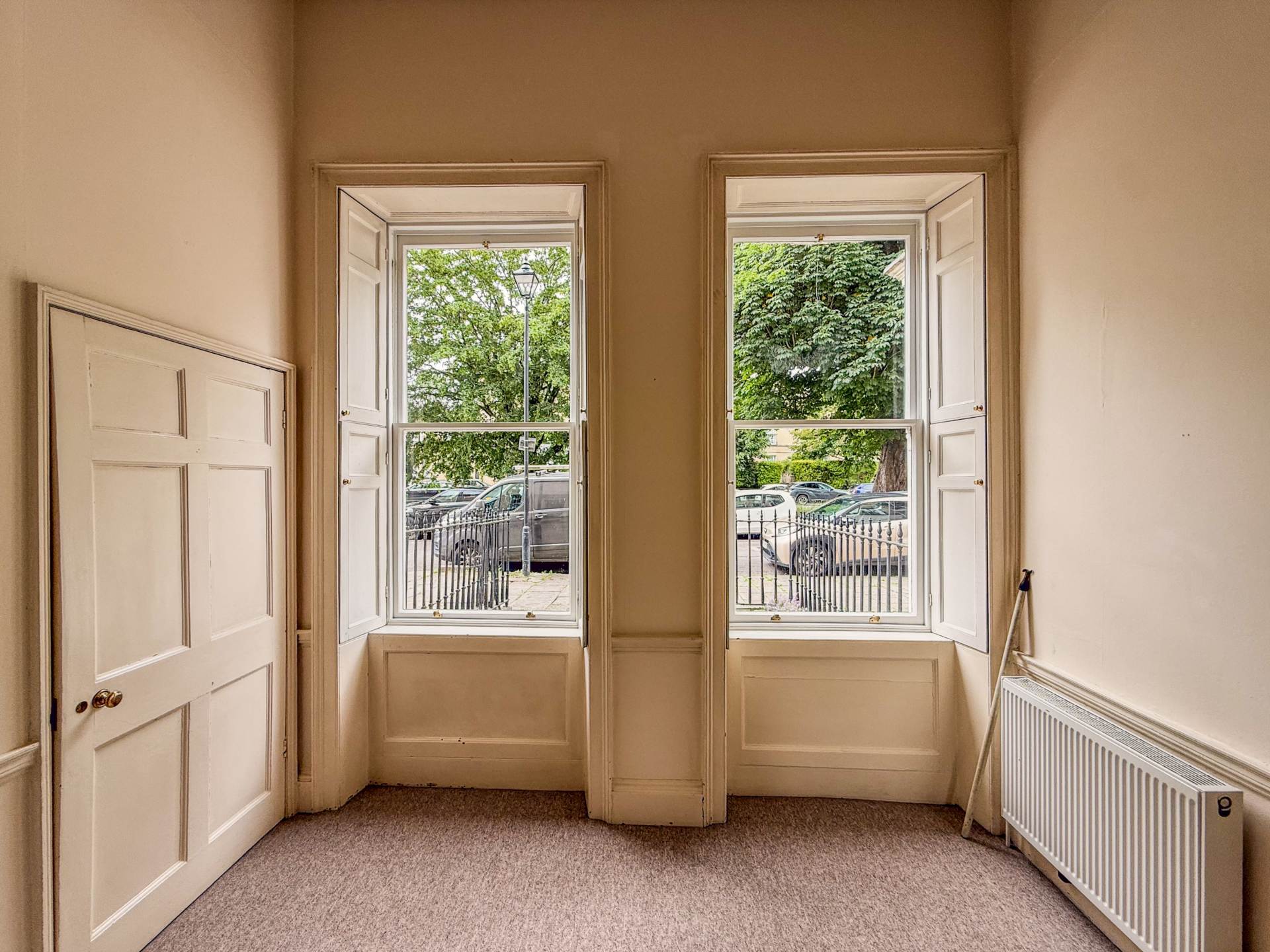 Grosvenor Place, Bath, Image 17