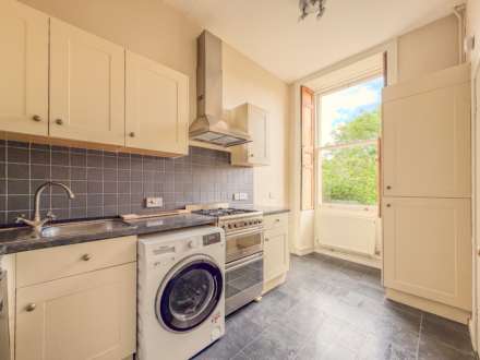 Grosvenor Place, Bath, Image 14
