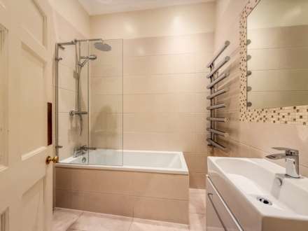 Grosvenor Place, Bath, Image 20