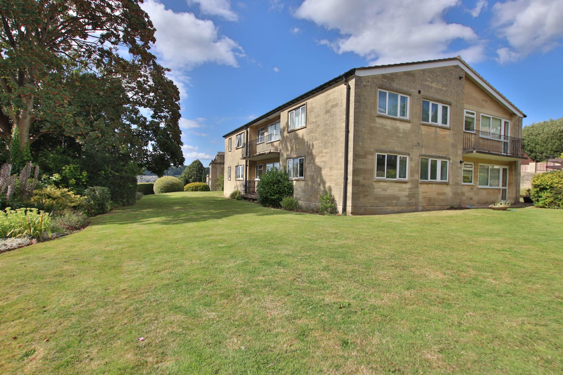 Cleveland Court, Bathwick Hill, Image 1