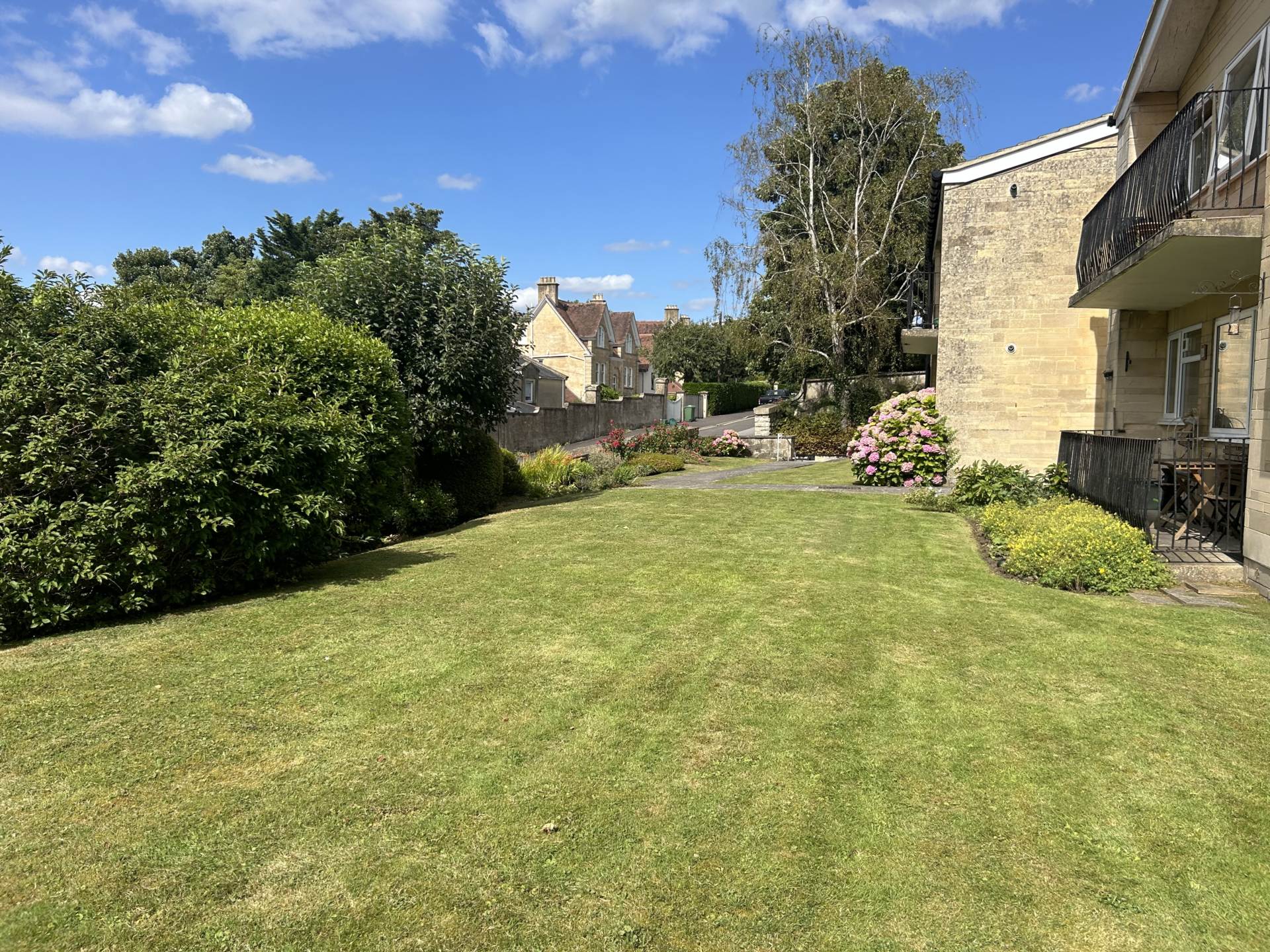 Cleveland Court, Bathwick Hill, Image 10