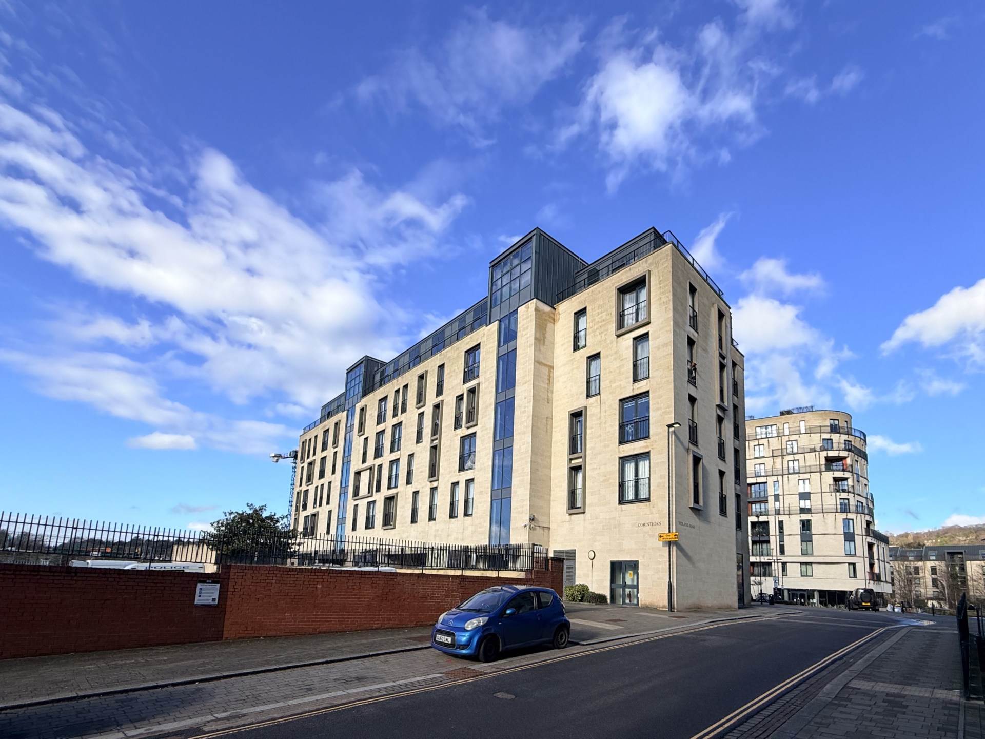 Corinthian, Riverside, Image 1