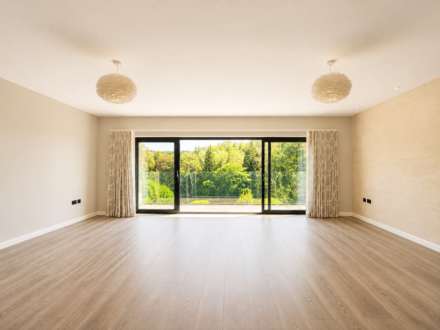 Greenway Crescent, Bath, Image 9