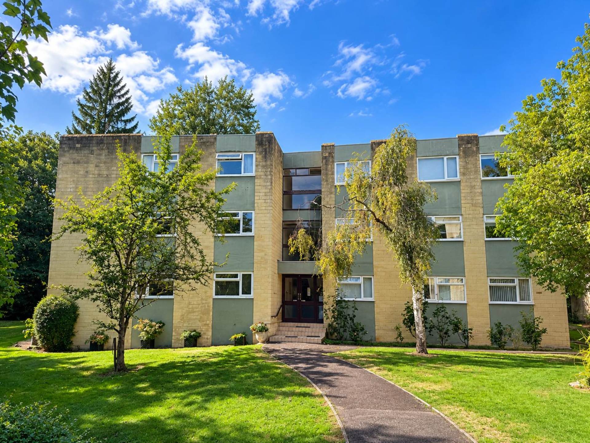 Pitman Court, Bath, Image 1