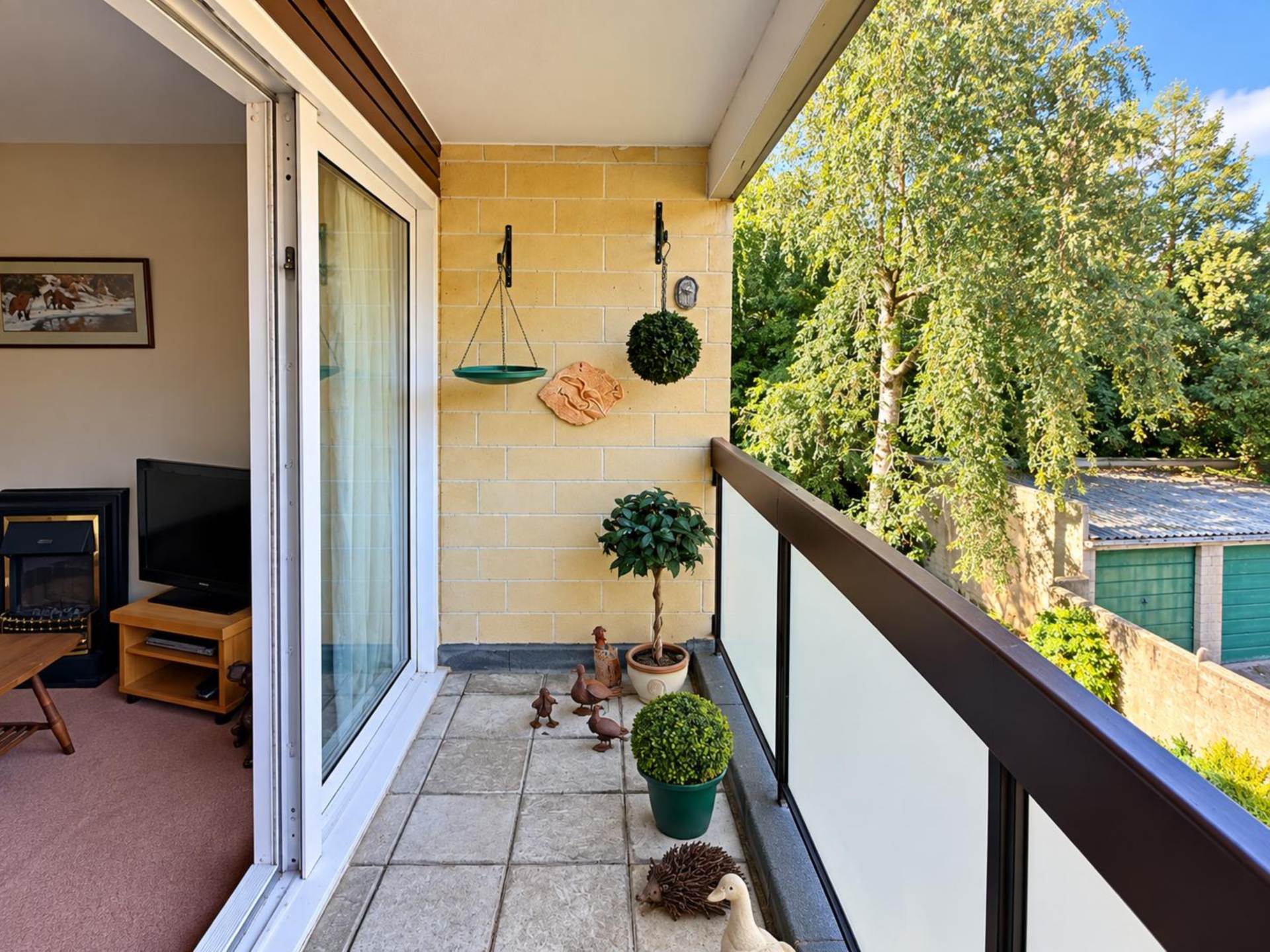 Pitman Court, Bath, Image 7