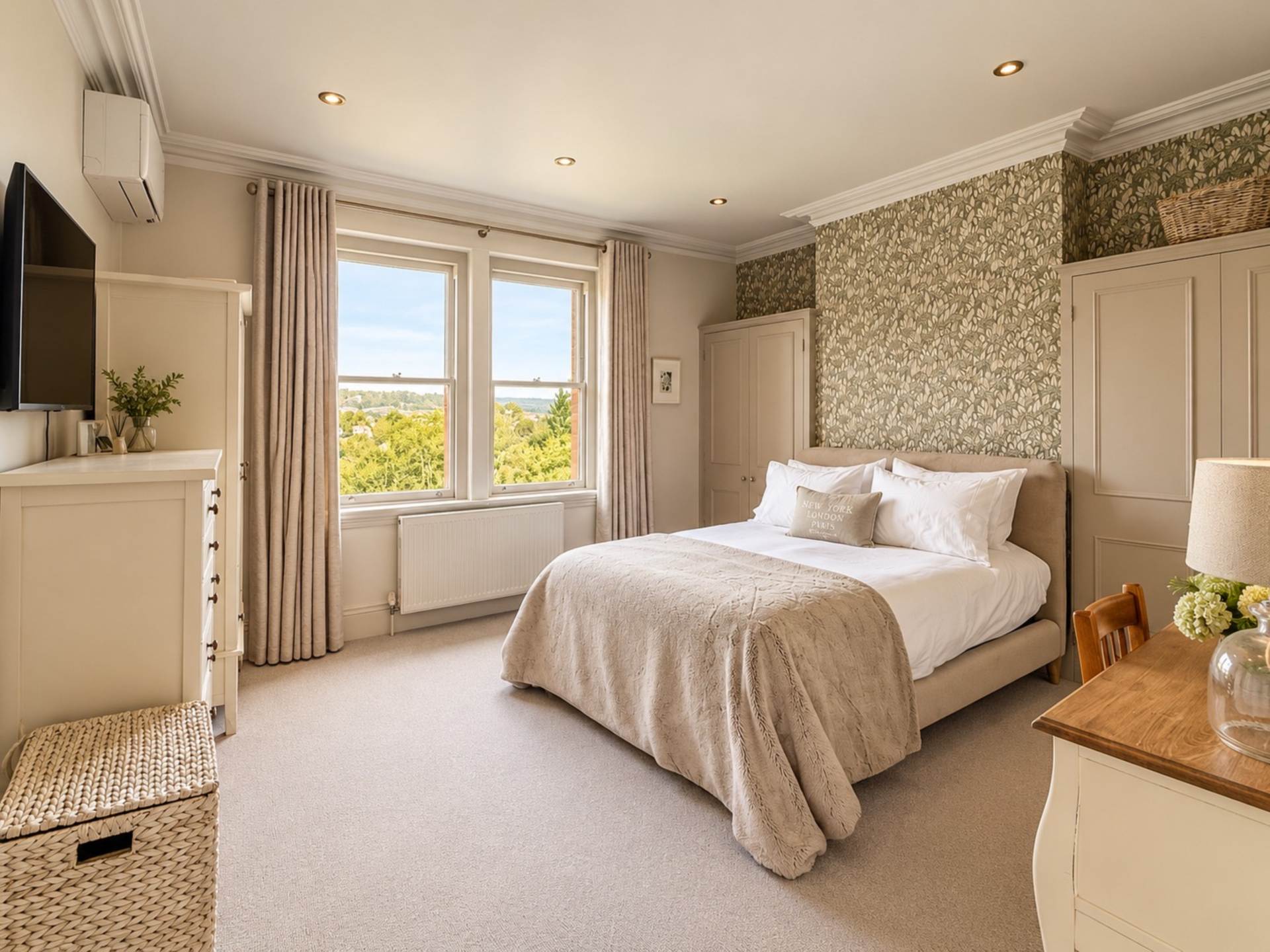 Perrymead Villa, Bath, Image 24
