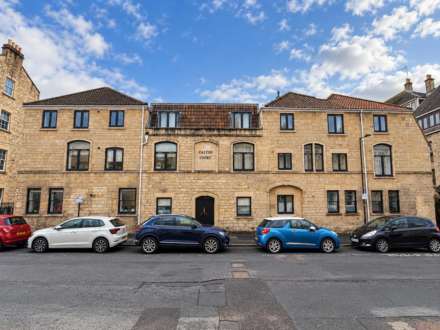 Caxton Court, Bath, Image 1