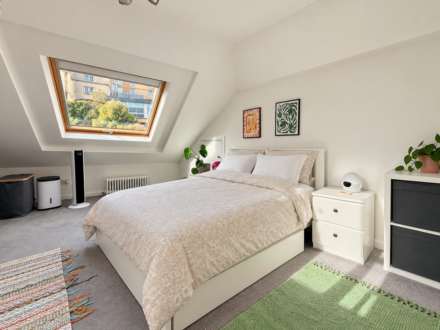 Caxton Court, Bath, Image 8