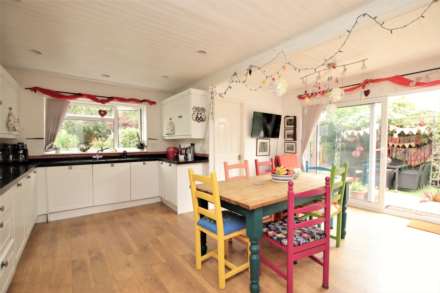 Oriel Gardens, Larkhall, BA1, Image 2