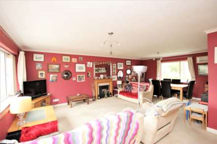 Oriel Gardens, Larkhall, BA1, Image 9