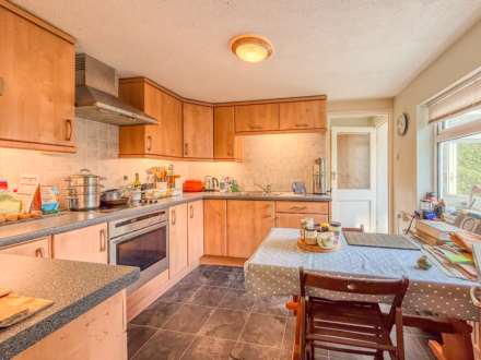 Weatherly Avenue, Bath, Image 10