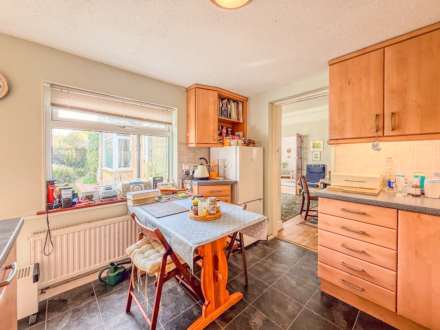 Weatherly Avenue, Bath, Image 12