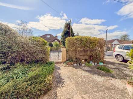 Weatherly Avenue, Bath, Image 33