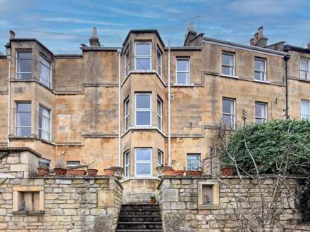 Belgrave Crescent, Bath, Image 4