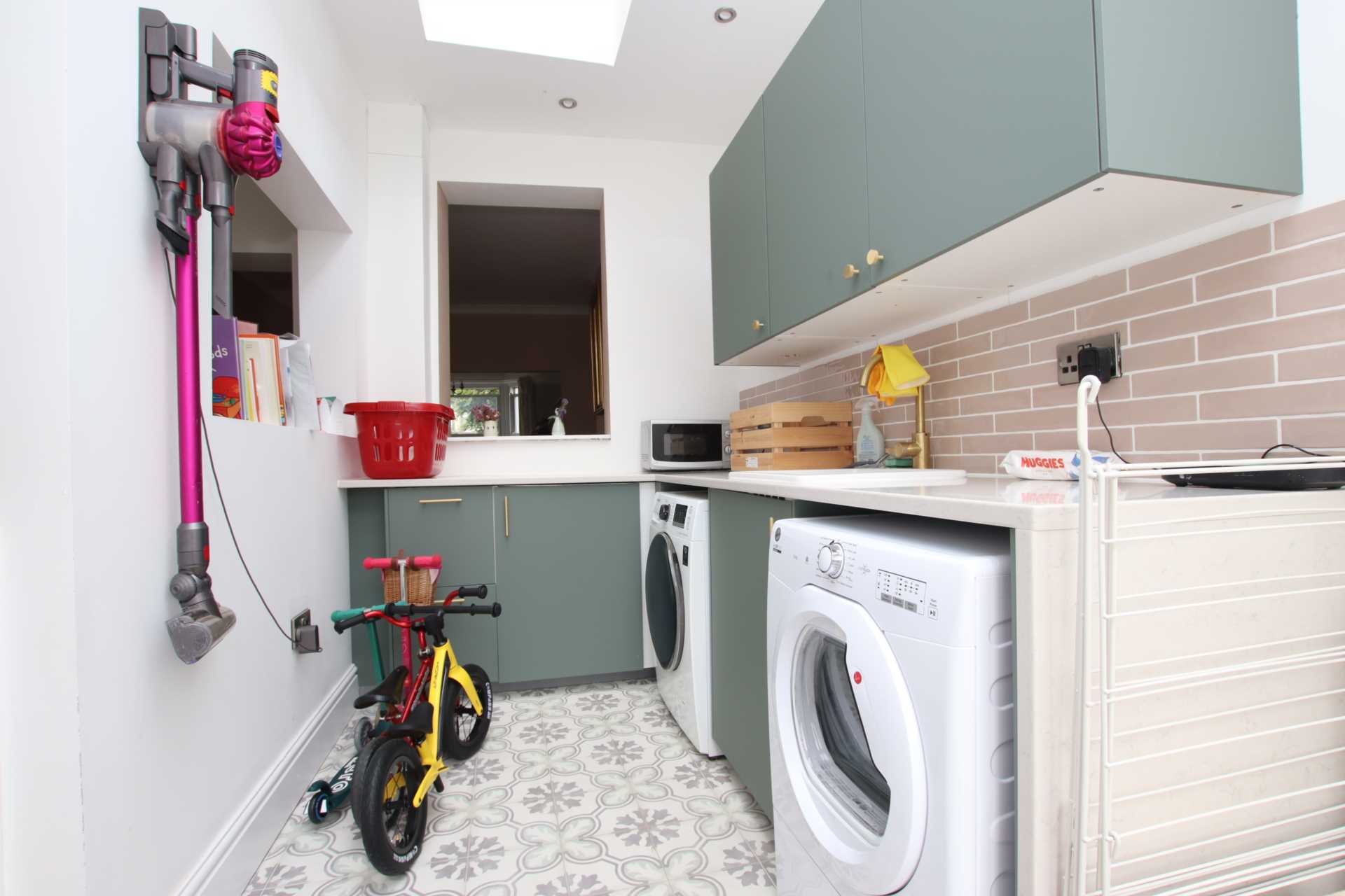 Eastbourne Avenue, BA1, Image 15
